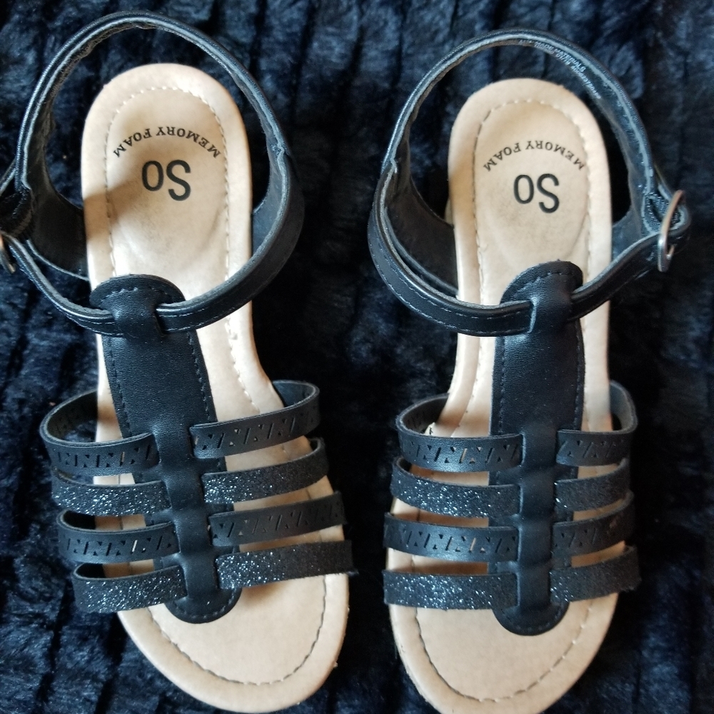 SO wedge sandals